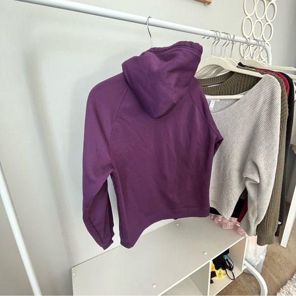 🩷UNDER ARMOUR WOMENS PURPLE HOODIE SWEATSHIRT WORKOUT SIZE MEDIUM - Picture 7 of 10